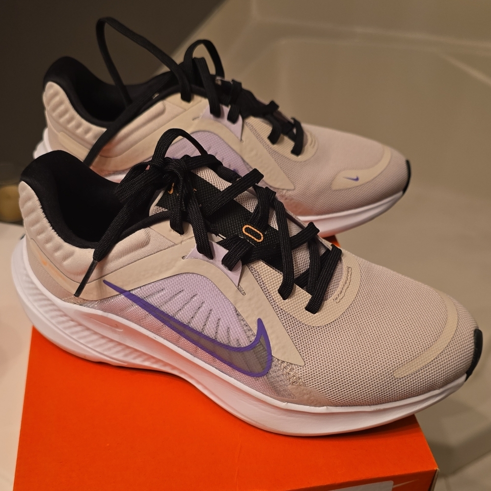Nike Women's Sneakers - NIKE QUEST 5 Black, Cream, and Purple Accents - Picture 2 of 3